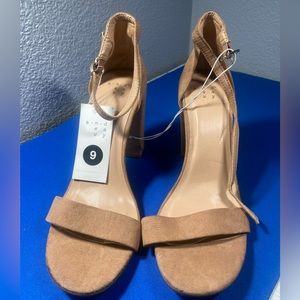 A New Day Ema Taupe Microsuede Block Heel Sandal Women's Size 9 heel size 5”
